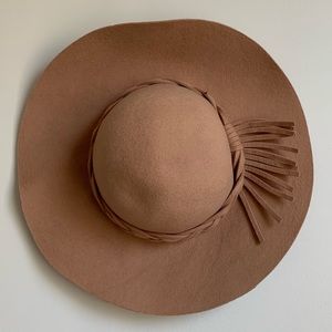 Nasty Gal Felt Floppy Hat